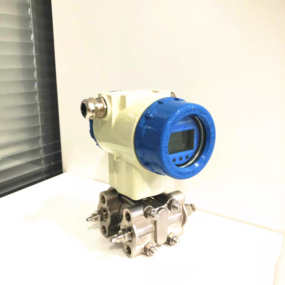 企業に関する最新事例 マルチパラメータ伝送器は小口径のパイプラインに適していますか?